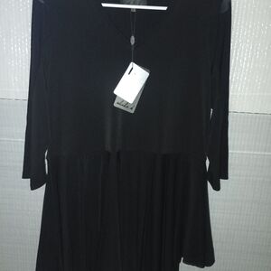 Women's Black Long-Sleeve V-Neck Midi Dress